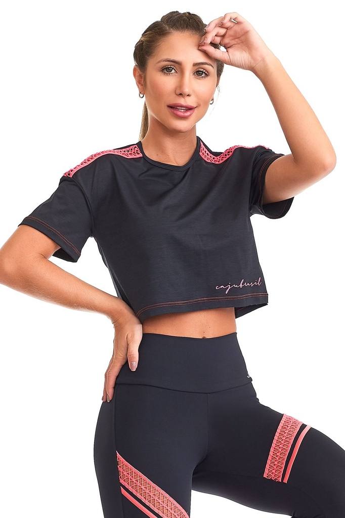 Cropped Evidence / Preto/200