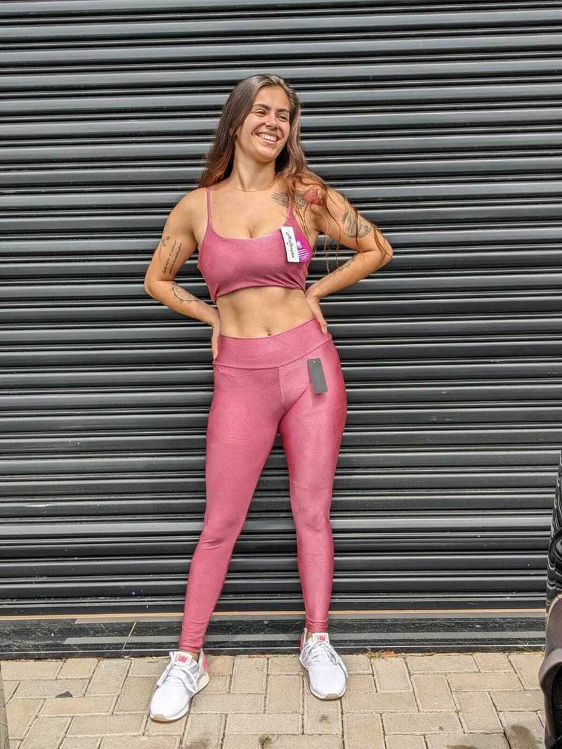 Conjunto Triangular Rosa