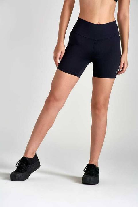 Short Lina Go Basic Fit Preto